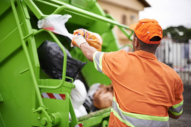 Best Estate Cleanout Services  in Lipatria, CA